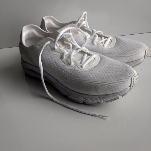 Under Armour HOVR Sonic 5 Running & Jogging Women's Shoes  White size  11 - Picture 2 of 9